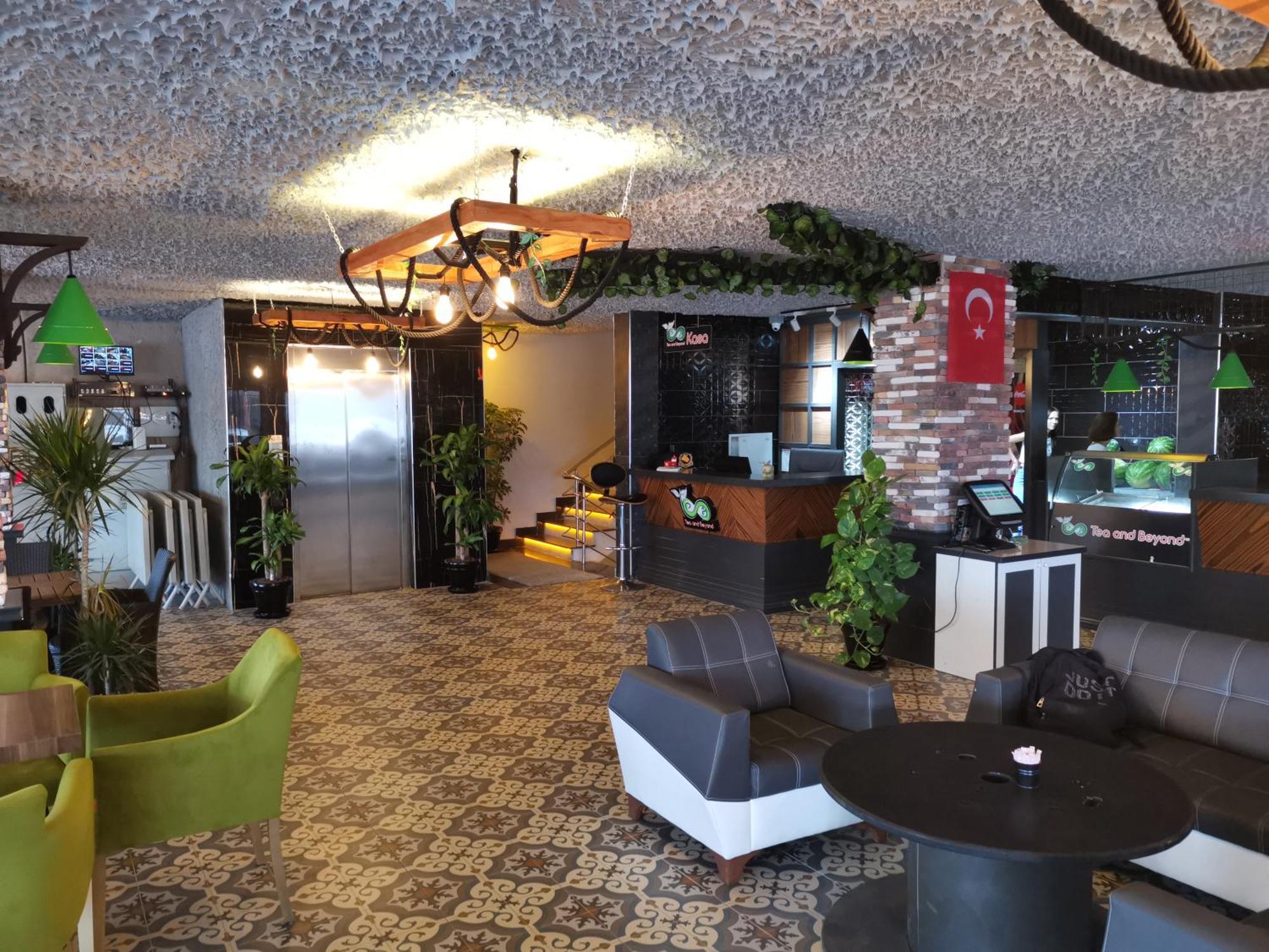 Beyond Otel 2*