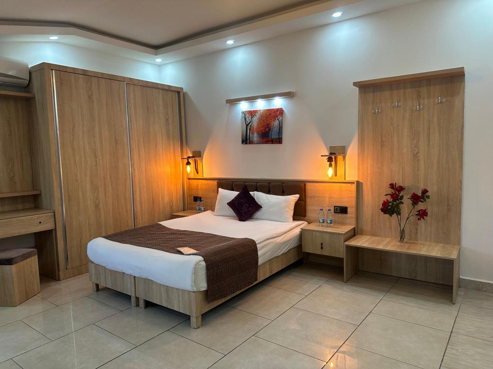 Otel Beyond 2*