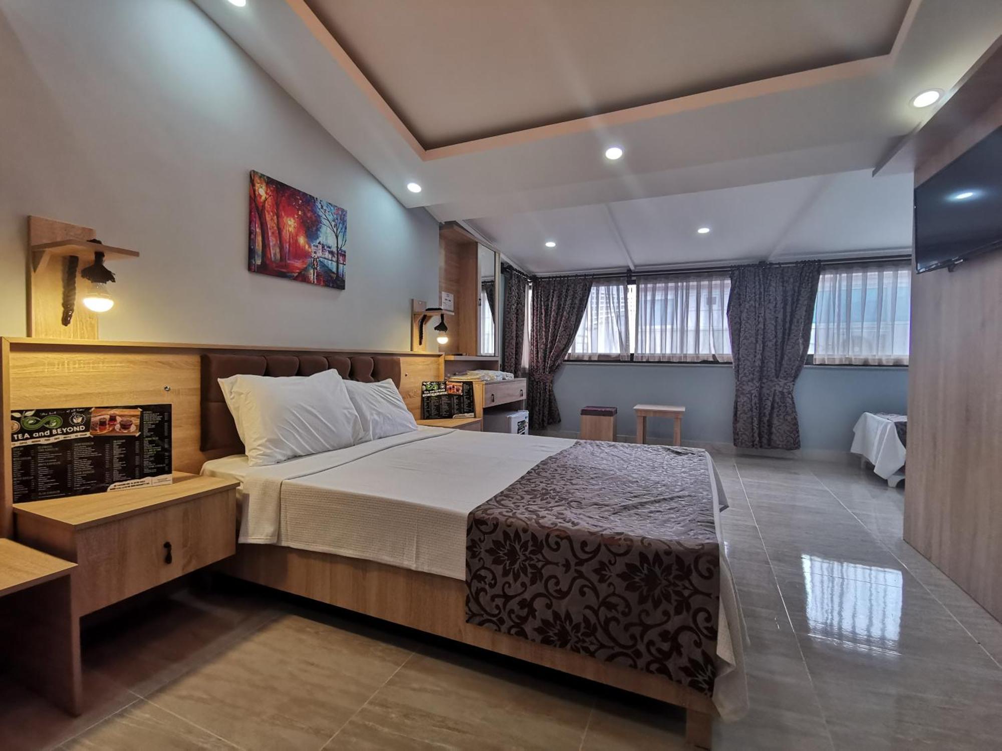 Otel Beyond